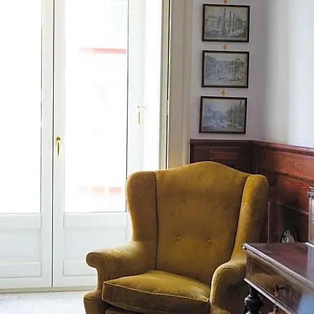Couette-café Palazzo Doria D'angri