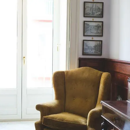 Bed and breakfast Palazzo Doria D'angri 4*