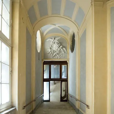 Palazzo Doria D'angri 4*