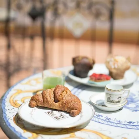 Palazzo Doria D'angri ベッド・アンド・ブレックファスト 4*